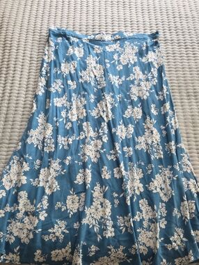 Old Navy Blue Floral A-Line Maxi Skirt